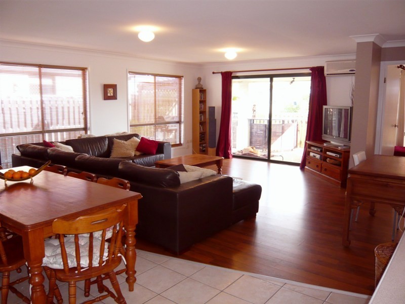 47 Marble Arch Place, Arundel QLD 4214