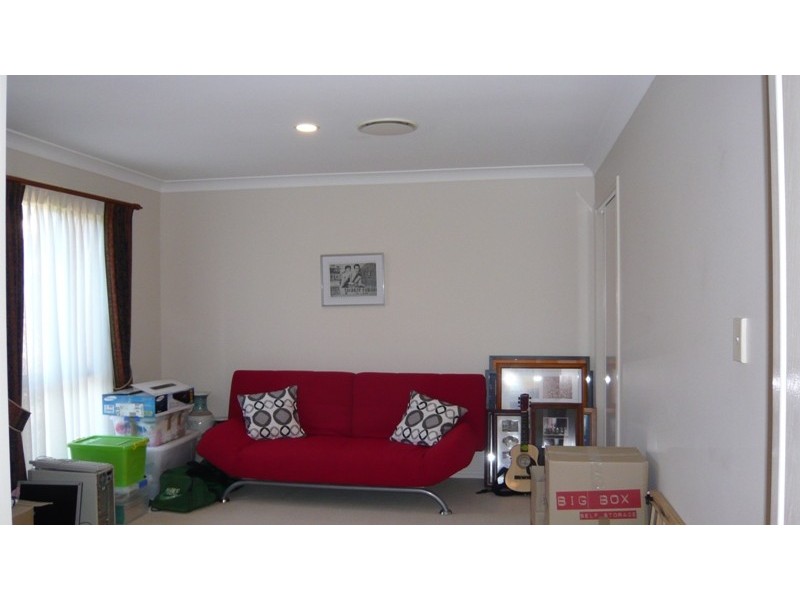 50 Ingles Circuit, Arundel QLD 4214