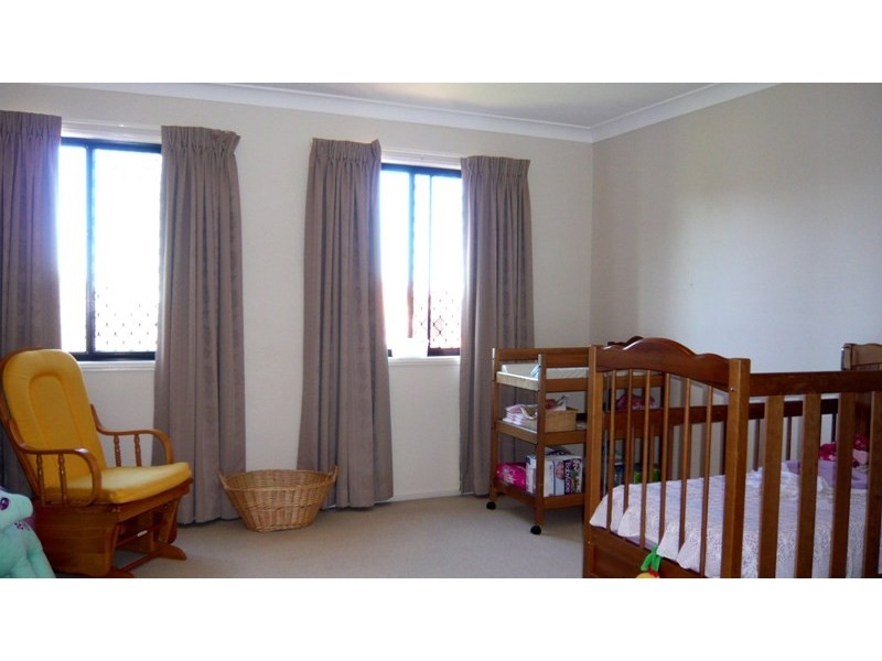 50 Ingles Circuit, Arundel QLD 4214