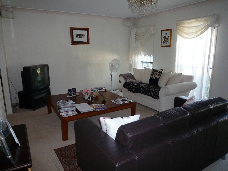 9 Cabana BoulevaRoad, Benowa QLD 4217