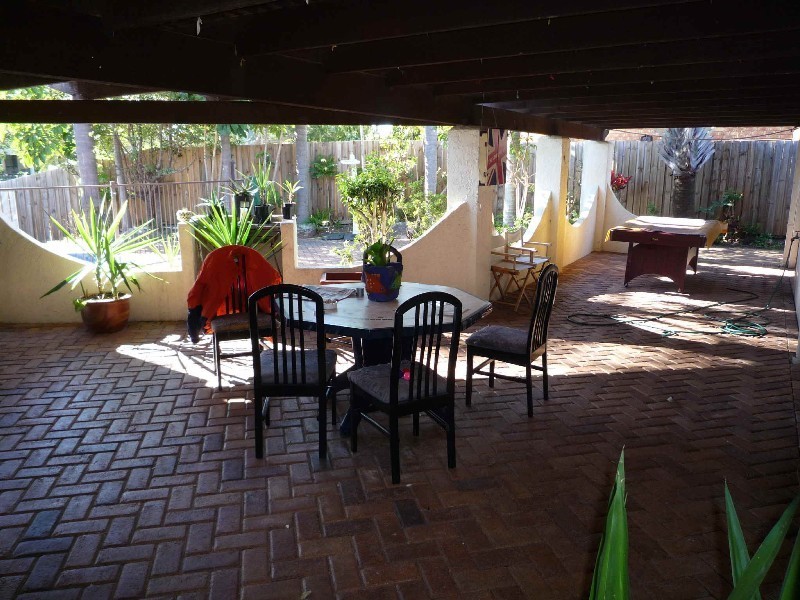 9 Cabana BoulevaRoad, Benowa QLD 4217