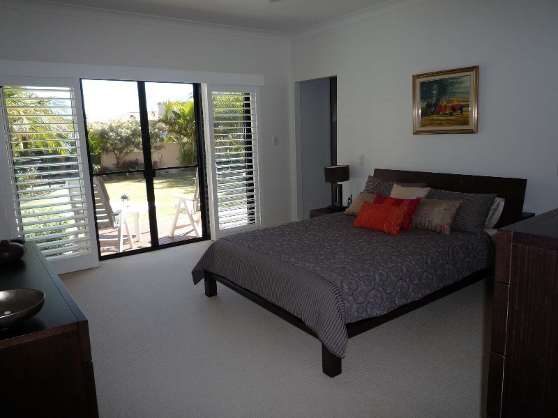 7 Blackfen Court, Arundel QLD 4214