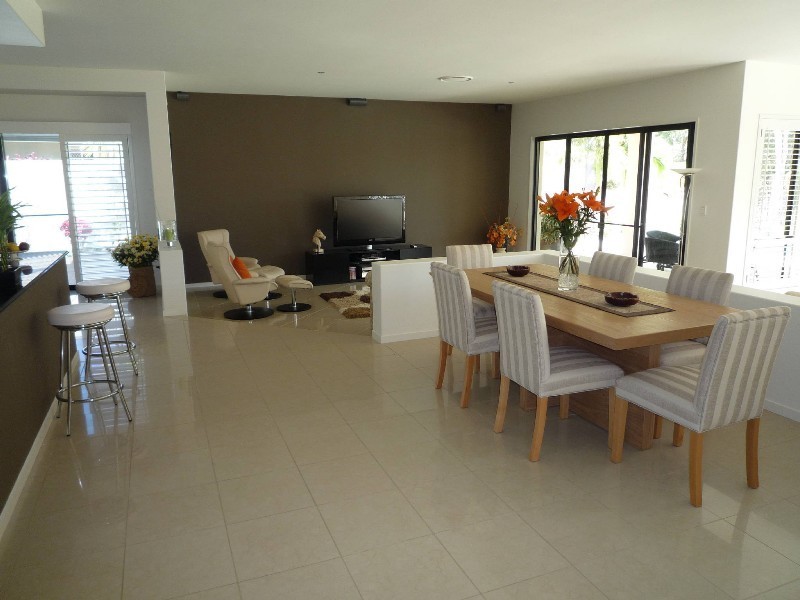 7 Blackfen Court, Arundel QLD 4214