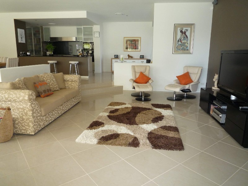 7 Blackfen Court, Arundel QLD 4214