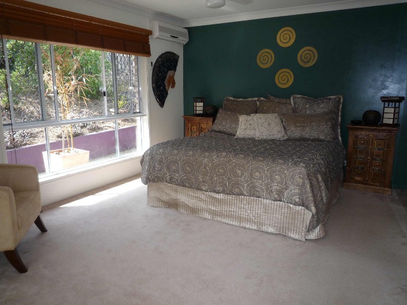 8 Driftwood Place, Parkwood QLD 4214