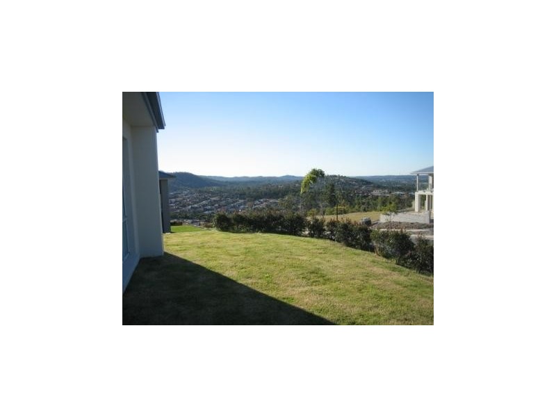 76 Salvado Drive, Pacific Pines QLD 4211