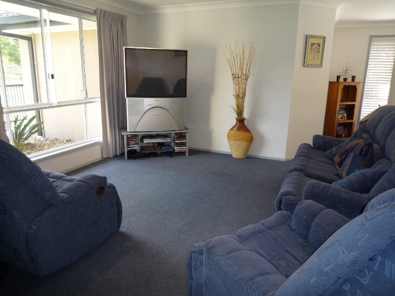 79 Greenacre Drive, Parkwood QLD 4214