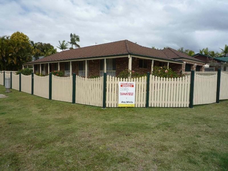 21 Allied Drive, Arundel QLD 4214