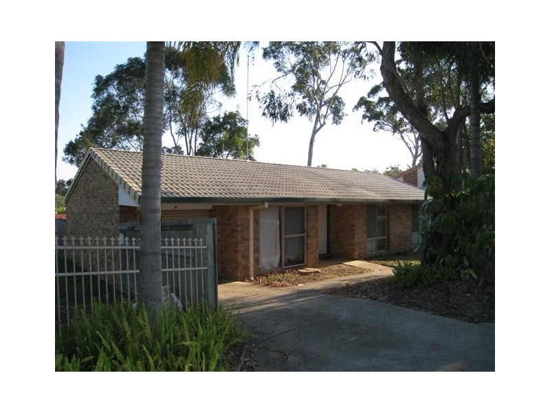 9/137 Olsen Avenue, Labrador QLD 4215