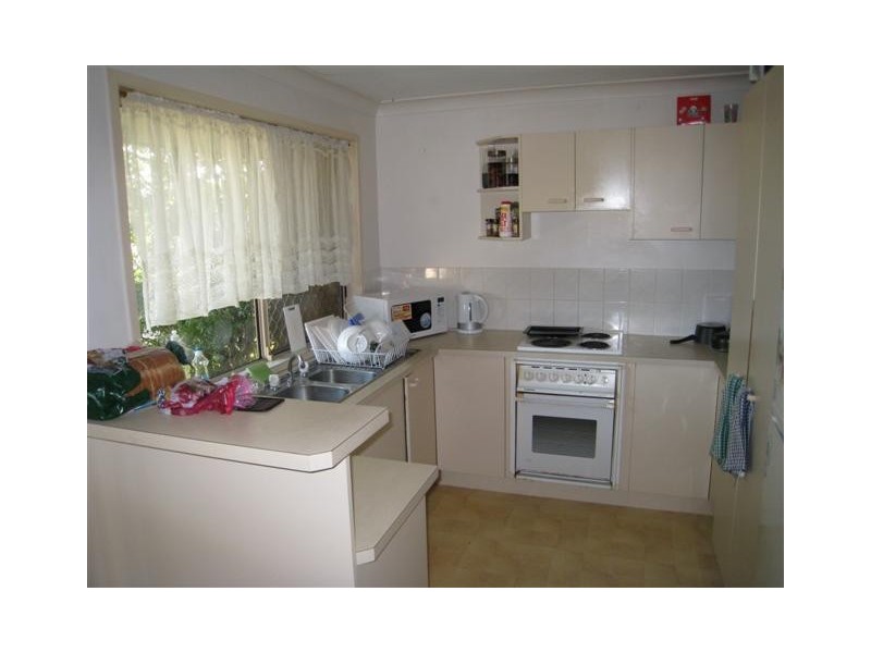 9/137 Olsen Avenue, Labrador QLD 4215