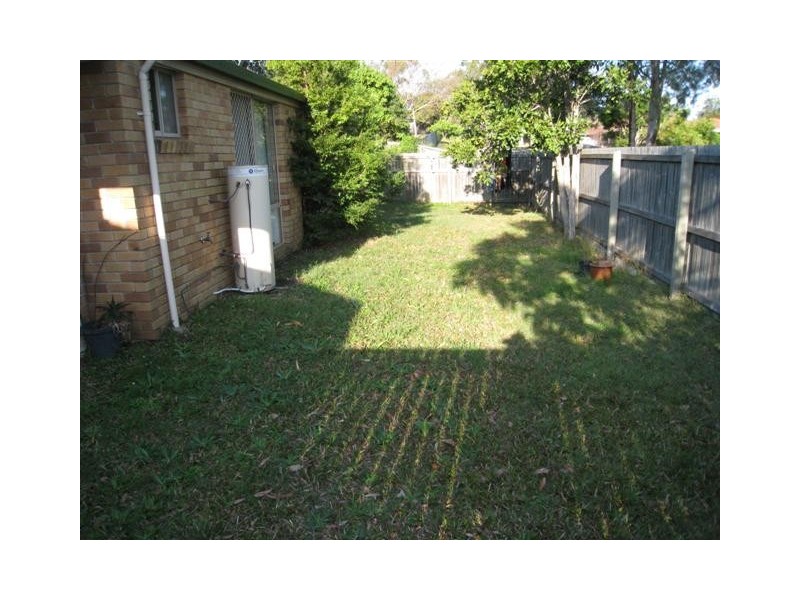 9/137 Olsen Avenue, Labrador QLD 4215