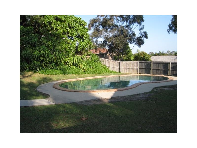 9/137 Olsen Avenue, Labrador QLD 4215