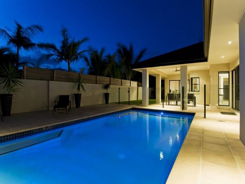 2 Park View Place, Hope Island QLD 4212