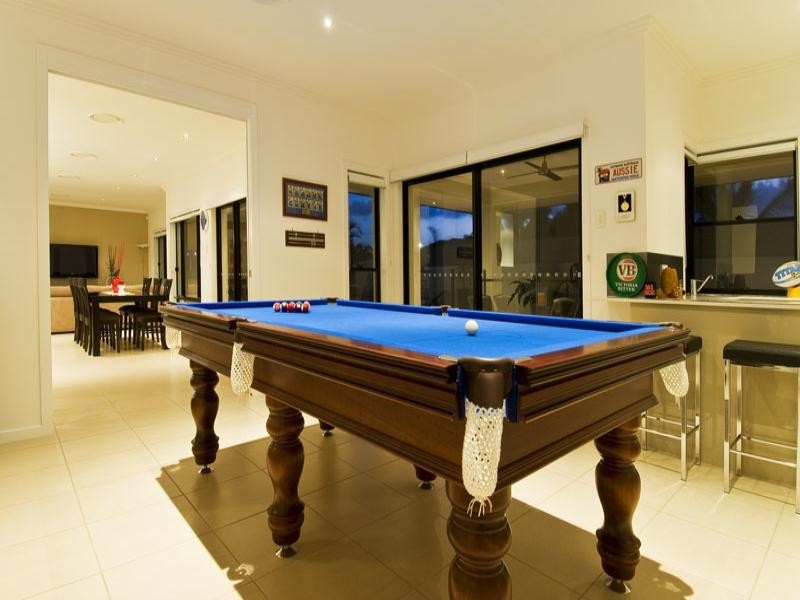 2 Park View Place, Hope Island QLD 4212