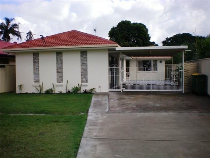 50 Annerley Avenue, Runaway Bay QLD 4216