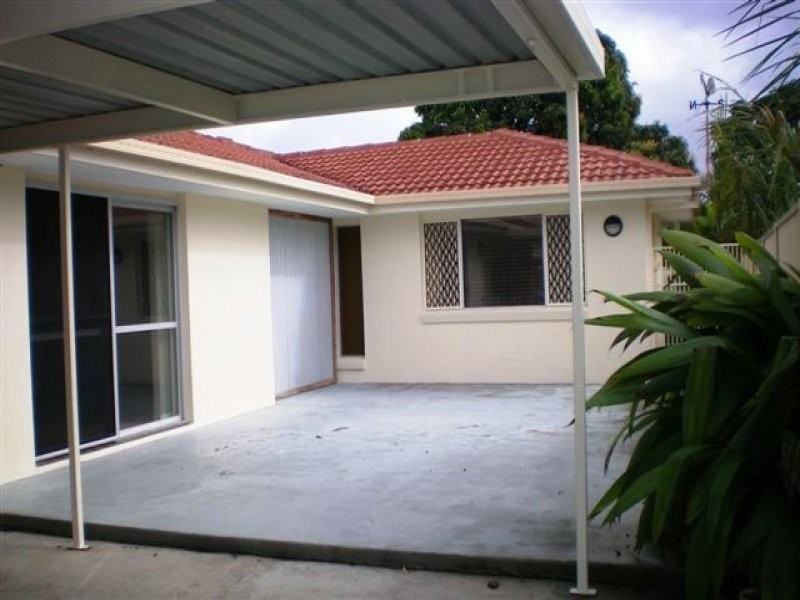 50 Annerley Avenue, Runaway Bay QLD 4216