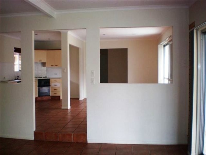 50 Annerley Avenue, Runaway Bay QLD 4216