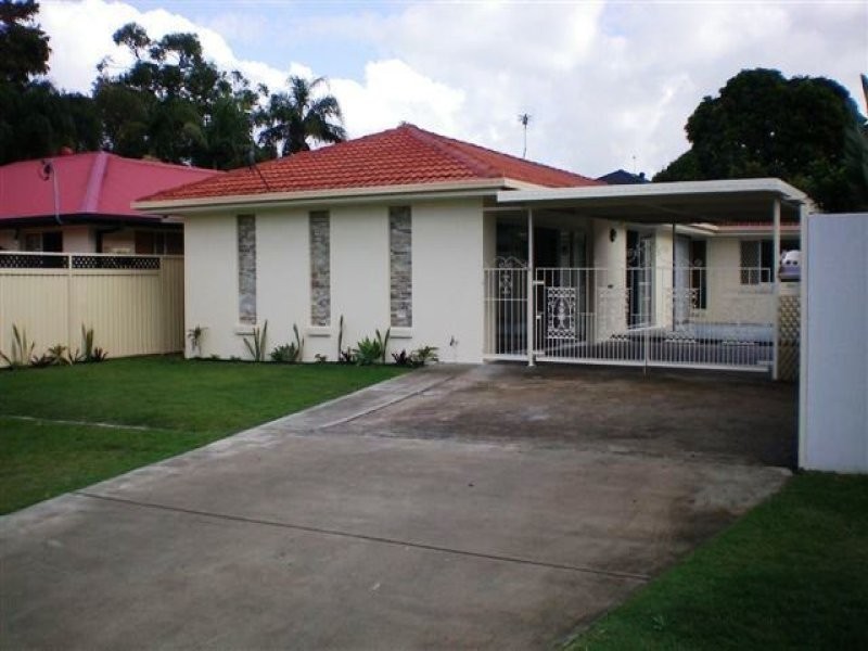 50 Annerley Avenue, Runaway Bay QLD 4216