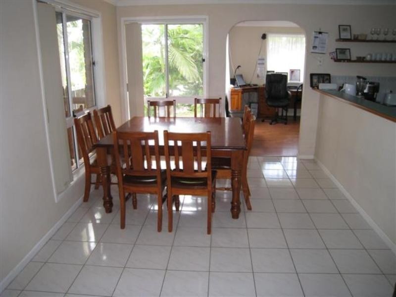 18 Masters Street, Arundel QLD 4214