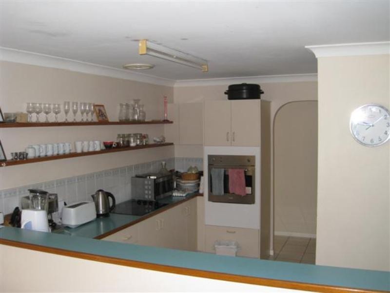 18 Masters Street, Arundel QLD 4214