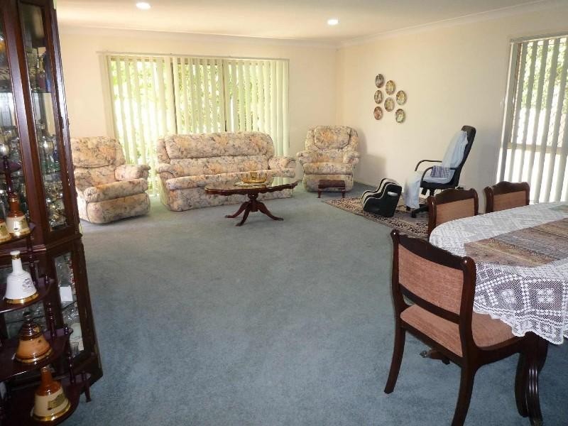 7 Kirdford Court, Arundel QLD 4214