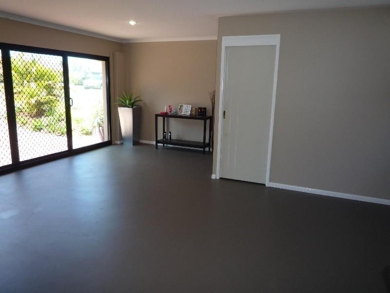 18 Kettlewell Chase, Arundel QLD 4214