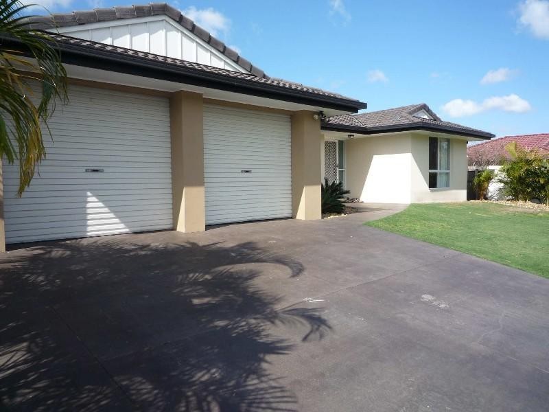 79 Greenacre Drive, Parkwood QLD 4214