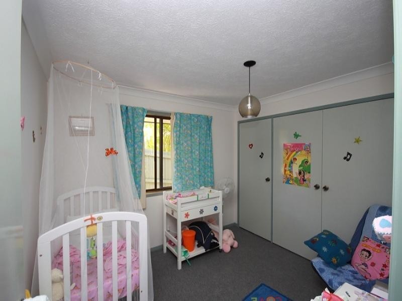 60 Open Drive, Arundel QLD 4214