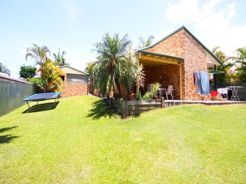 60 Open Drive, Arundel QLD 4214