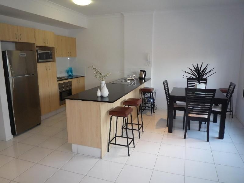 14/15 Ancona Street, Carrara QLD 4211