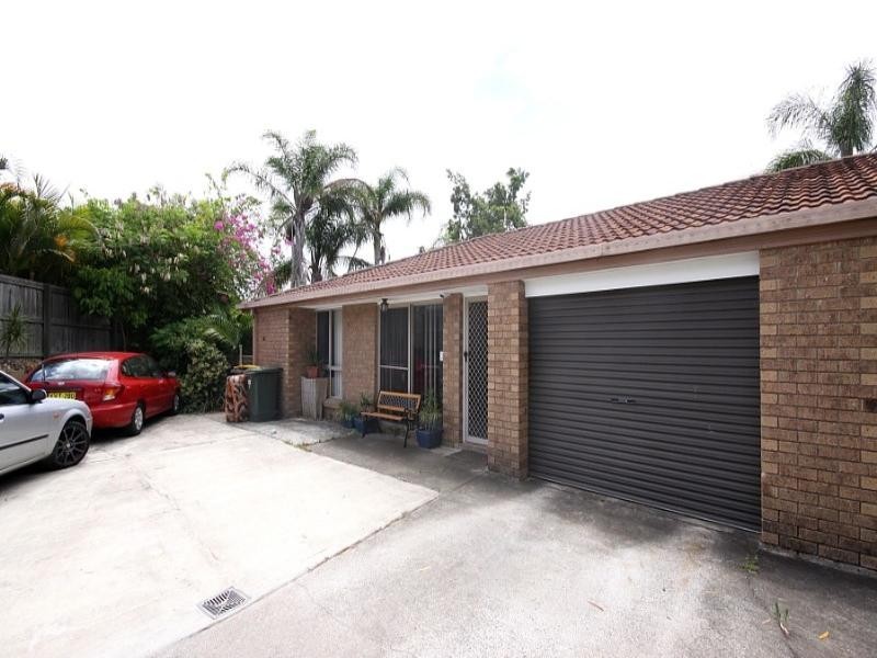 2/12 Columbia Court, Oxenford QLD 4210