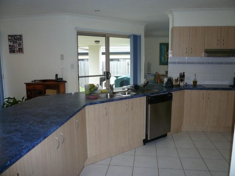 5 Keneally Street, Maudsland QLD 4210