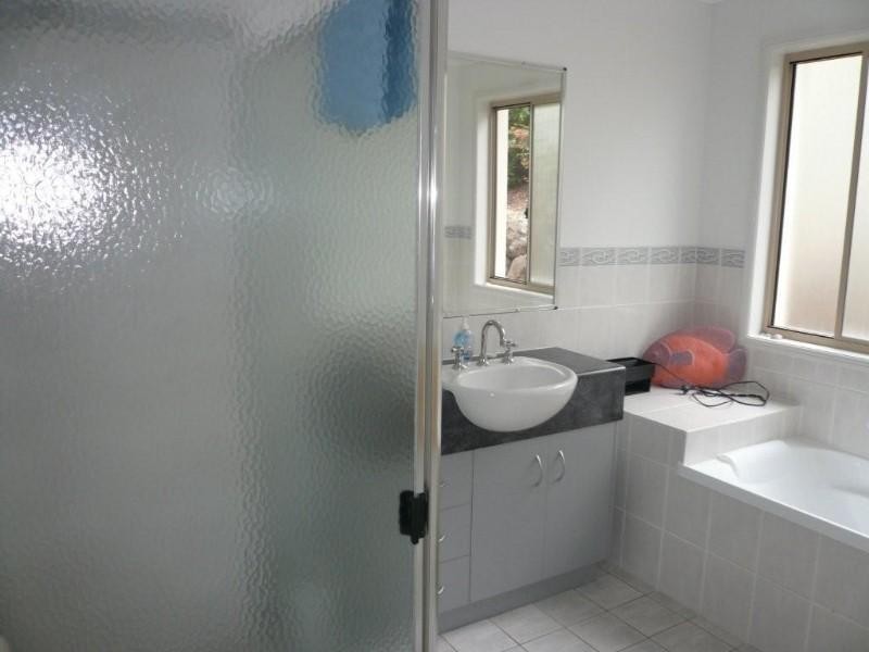 5 Keneally Street, Maudsland QLD 4210