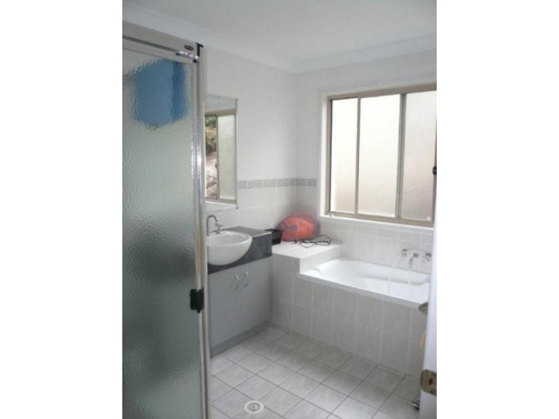 5 Keneally Street, Maudsland QLD 4210