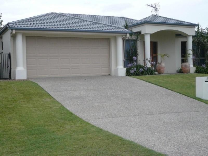 5 Keneally Street, Maudsland QLD 4210