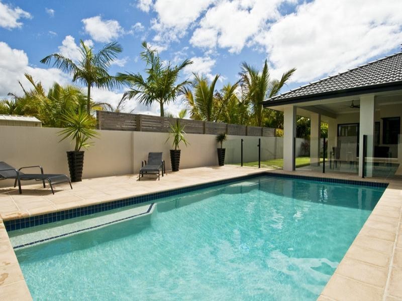 2 Park View Place, Hope Island QLD 4212