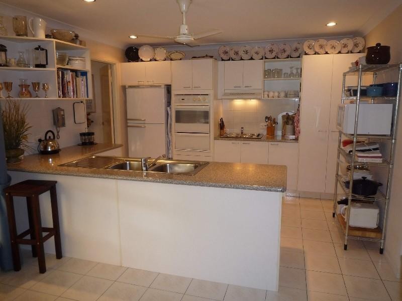 11 Inverness Way, Parkwood QLD 4214