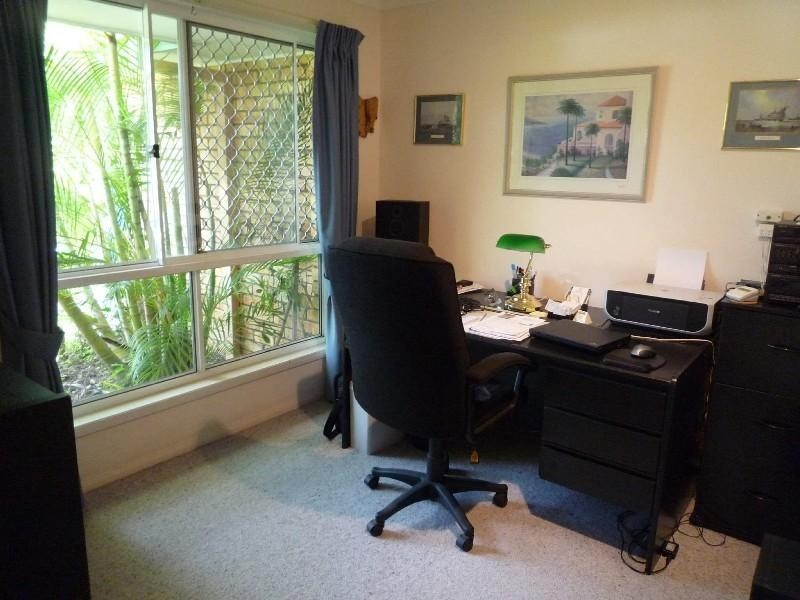 11 Inverness Way, Parkwood QLD 4214