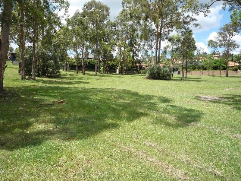 10 Parnham Court, Arundel QLD 4214