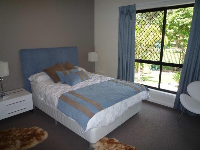 10 Parnham Court, Arundel QLD 4214