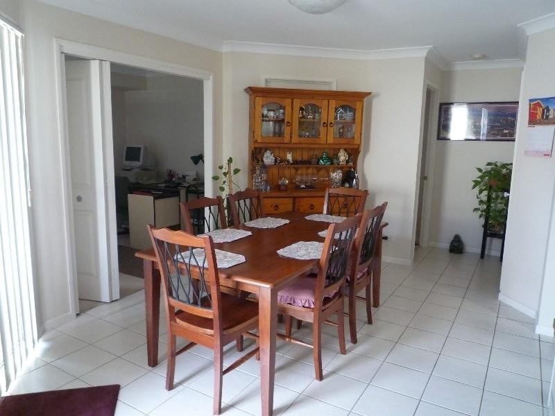 28 Leighanne Crescent, Arundel QLD 4214