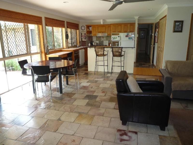 35 Columbine Way, Gaven QLD 4211