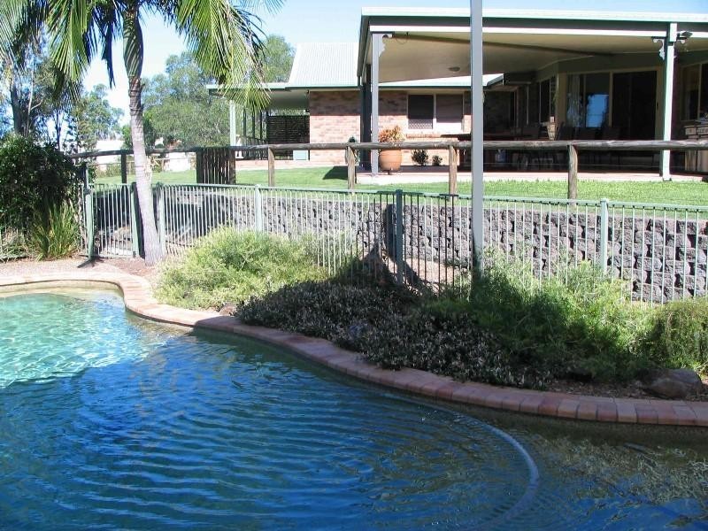 35 Columbine Way, Gaven QLD 4211