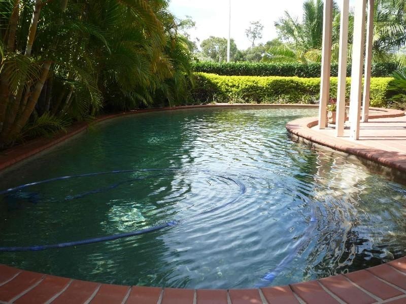 64 Arnold Palmer Drive, Parkwood QLD 4214