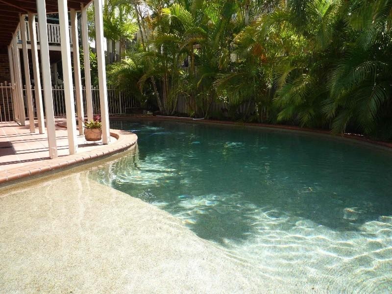 64 Arnold Palmer Drive, Parkwood QLD 4214