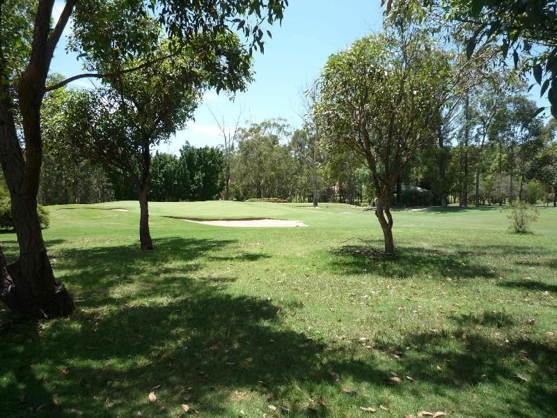 19 Hazel Court, Arundel QLD 4214