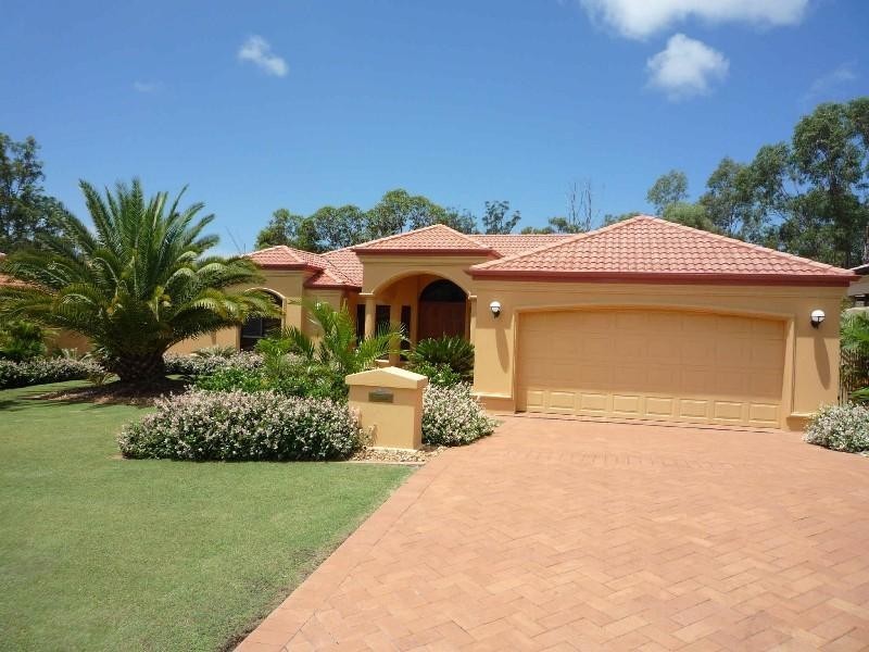 19 Hazel Court, Arundel QLD 4214