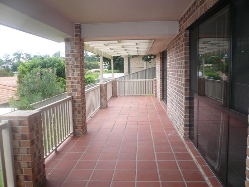 279 Napper Road, Arundel QLD 4214