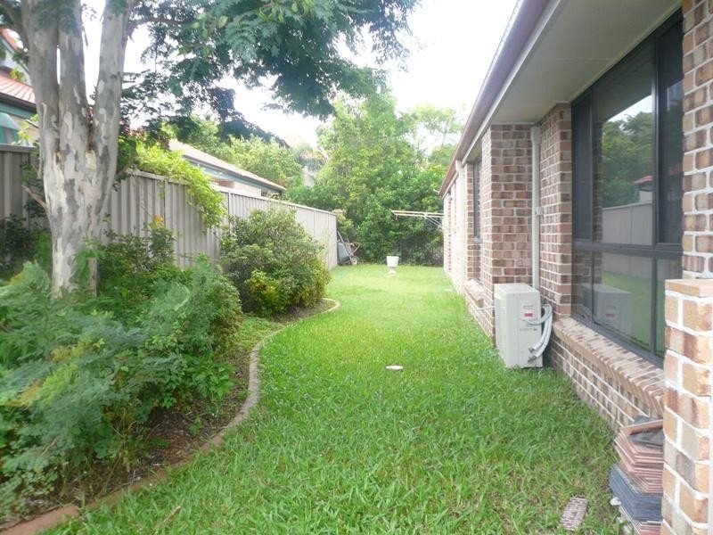 279 Napper Road, Arundel QLD 4214