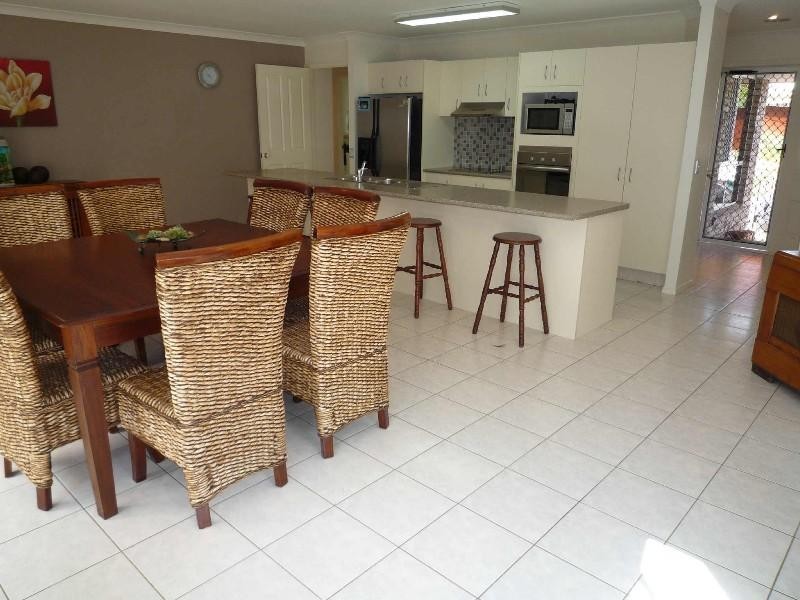 8 Driftwood Place, Parkwood QLD 4214